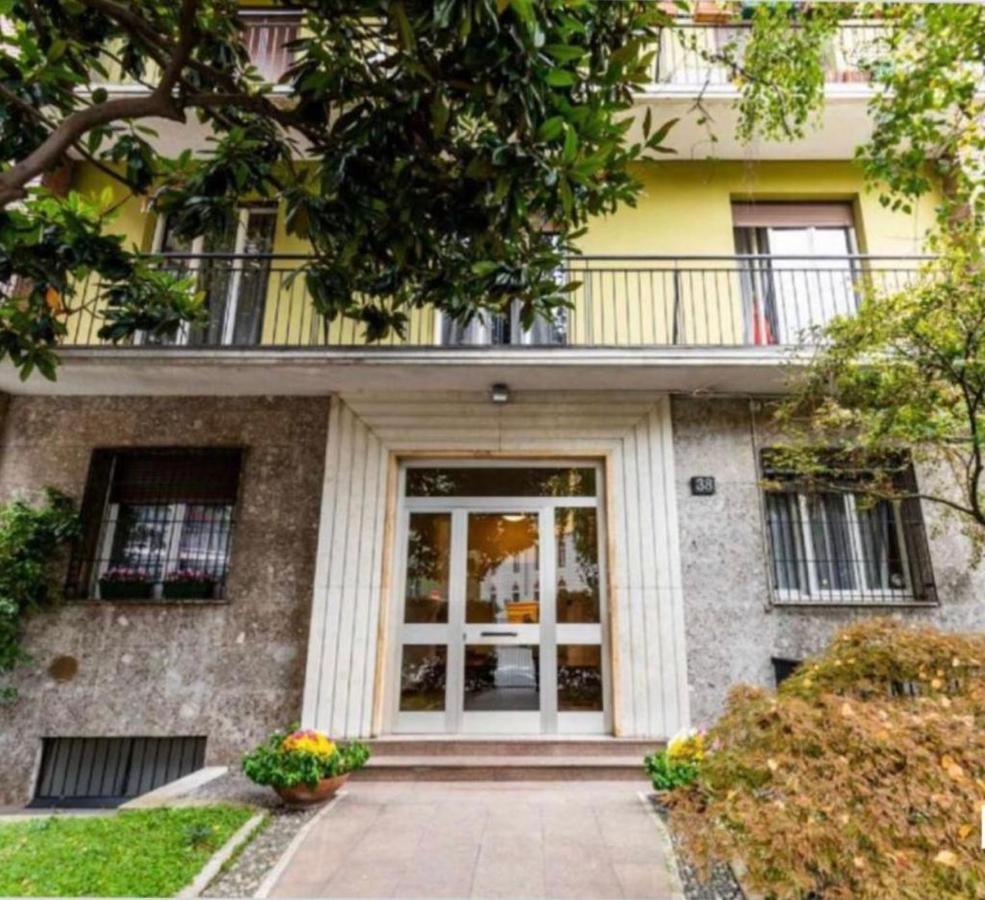Elegante Appartamento In Zona Tortona-Solari 밀라노 외부 사진